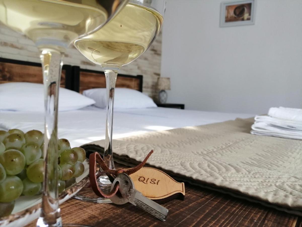 Winehouse Old Qvevri Apartments Τυφλίδα Εξωτερικό φωτογραφία