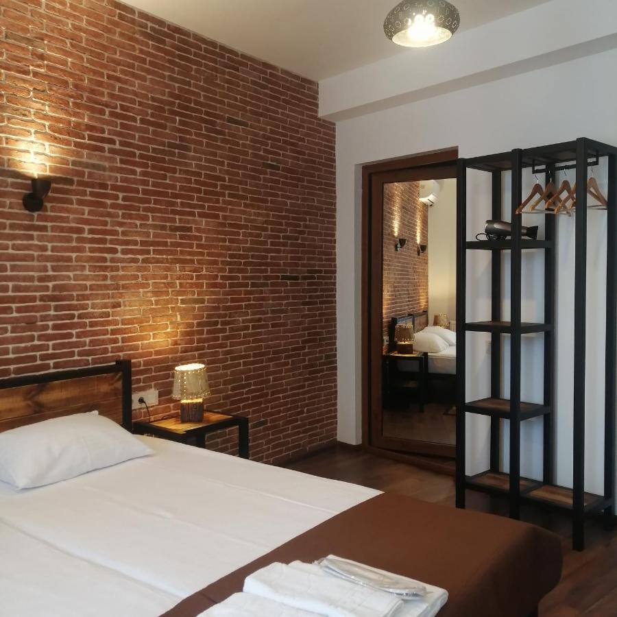 Winehouse Old Qvevri Apartments Τυφλίδα Εξωτερικό φωτογραφία